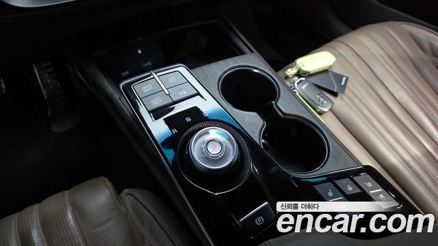 Kia K8 2022 — photo 12