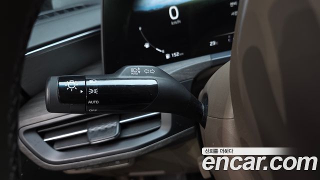 Kia K8 2022 — photo 37