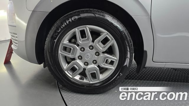 Hyundai Staria 2022 — photo 5