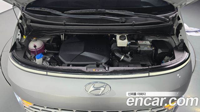 Hyundai Staria 2022 — photo 6