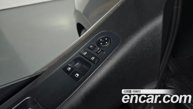 Hyundai Staria 2022 — photo 21