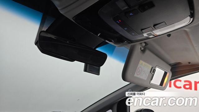 Hyundai Staria 2022 — photo 24