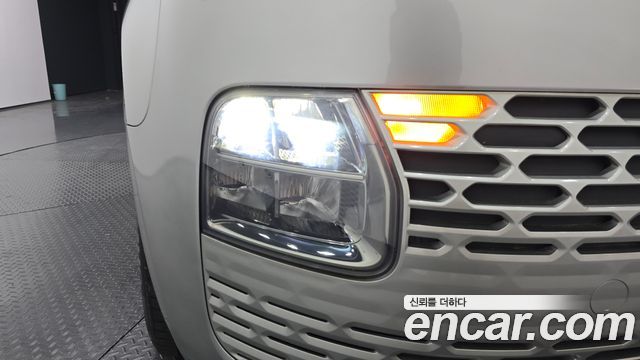 Hyundai Staria 2022 — photo 8