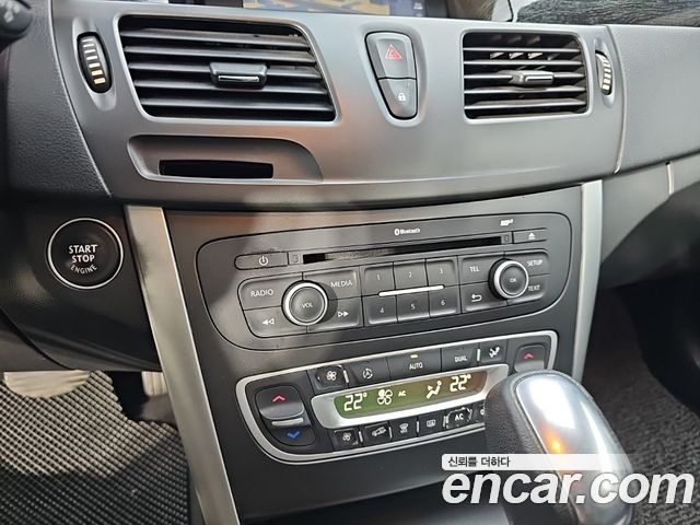 Renault Korea SM5  2015 — photo 16