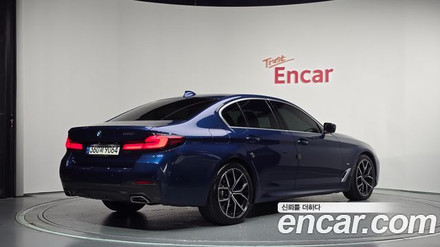BMW 5-Series 2021 — photo 2