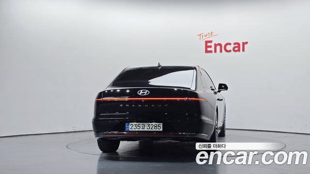 Hyundai Grandeur 2023 — photo 4