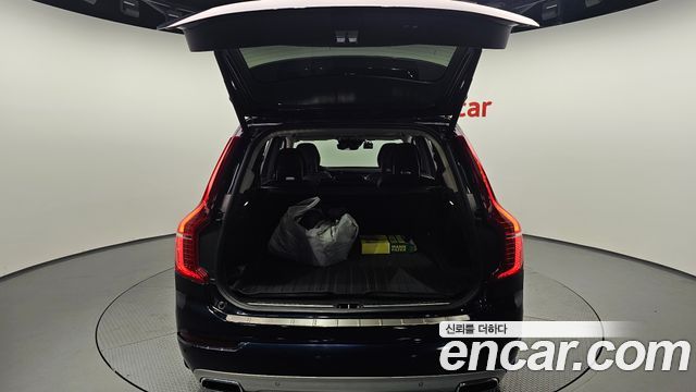 Volvo XC90 2017 — photo 20