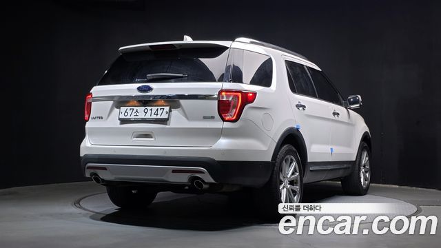 Ford Explorer 2017 — photo 2