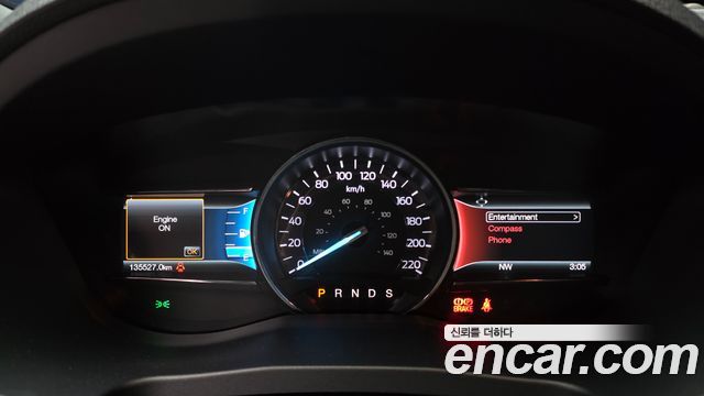 Ford Explorer 2017 — photo 8