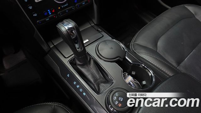 Ford Explorer 2017 — photo 9