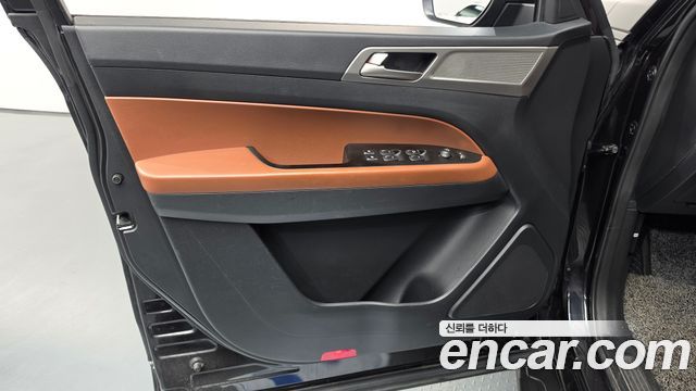 KG Mobility Rexton 2019 — photo 14
