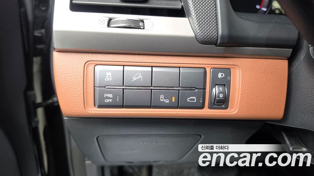 KG Mobility Rexton 2019 — photo 29