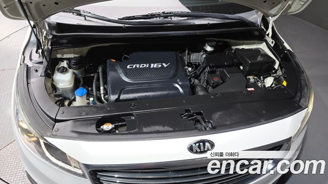 Kia Canival 2016 — photo 6