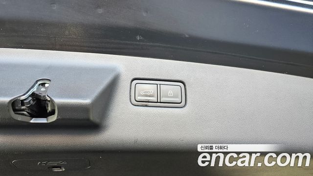 Hyundai Santafe 2024 — photo 32