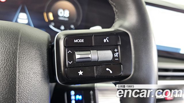 Hyundai Santafe 2024 — photo 33