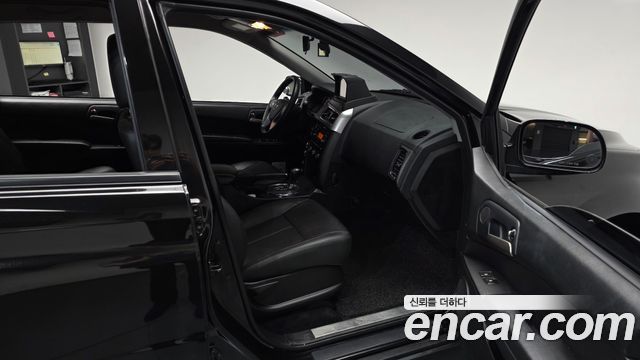 KG Mobility KORANDO 2018 — photo 17
