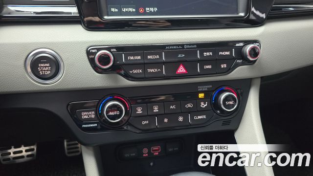 Kia Niro 2017 — photo 23