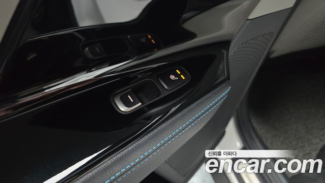 Kia Niro 2017 — photo 30