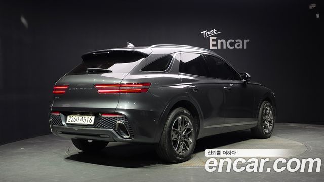 Genesis GV70 2021 — photo 2