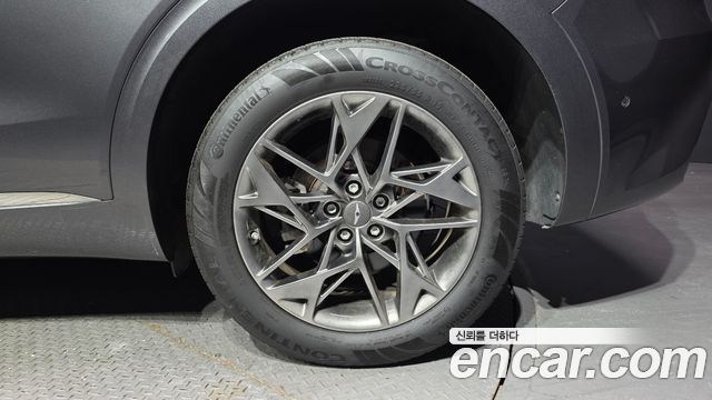 Genesis GV70 2021 — photo 7