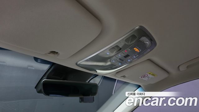 Genesis GV70 2021 — photo 35