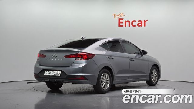 Hyundai AVANTE 2019 — photo 2