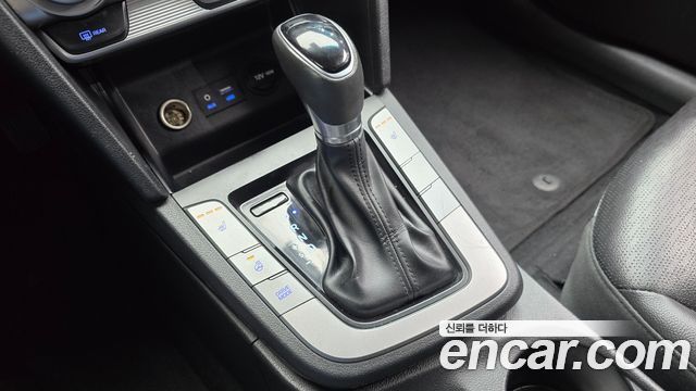 Hyundai AVANTE 2019 — photo 9