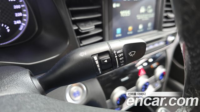 Hyundai AVANTE 2019 — photo 14