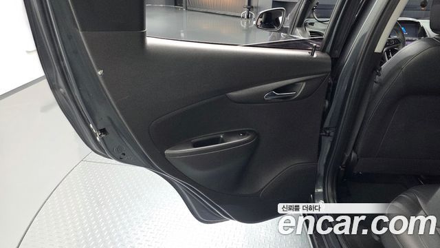 Chevrolet Korea Spark 2018 — photo 15
