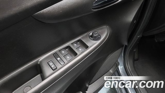 Chevrolet Korea Spark 2018 — photo 28
