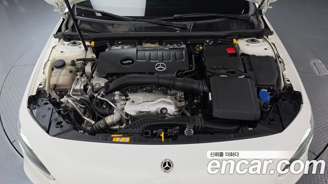 Mercedes-Benz A-Class 2021 — photo 6