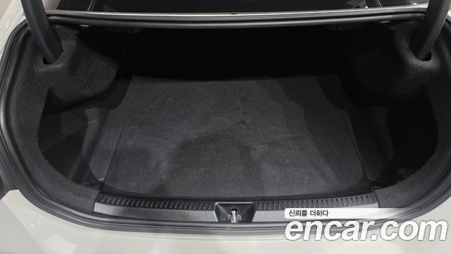 Mercedes-Benz A-Class 2021 — photo 24