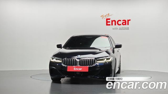 BMW 5-Series 2023 — photo 3