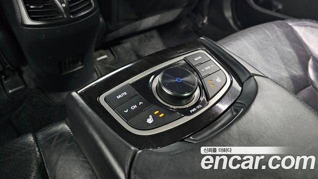 Hyundai Grandeur 2011 — photo 19