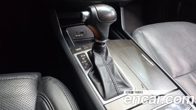 Kia K7 2012 — photo 9