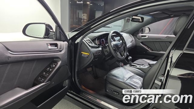 Kia K7 2012 — photo 10
