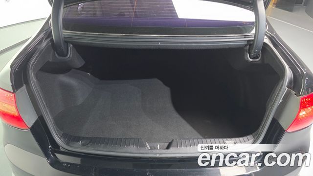 Kia K7 2012 — photo 20