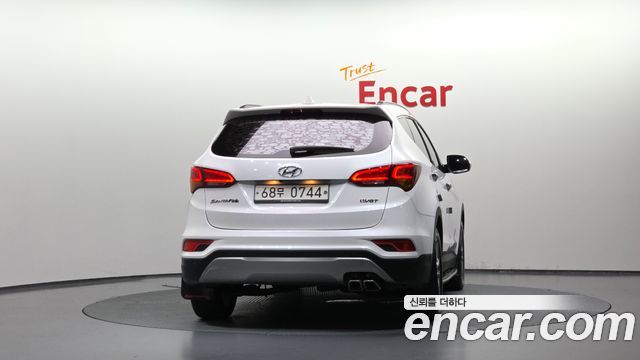 Hyundai Santafe 2016 — photo 4
