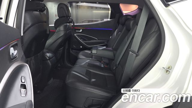 Hyundai Santafe 2016 — photo 12