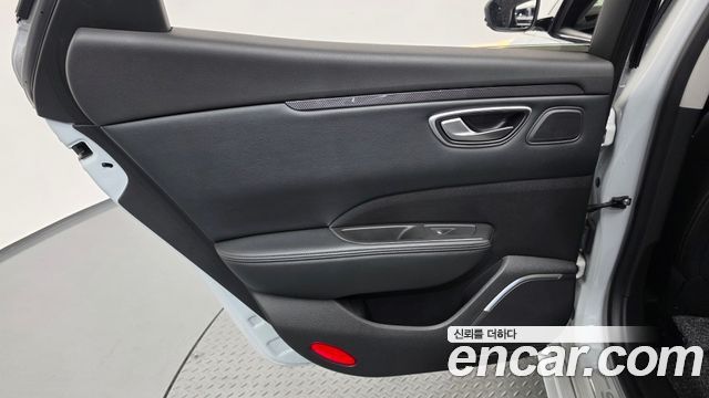 Renault Korea SM6 2019 — photo 15