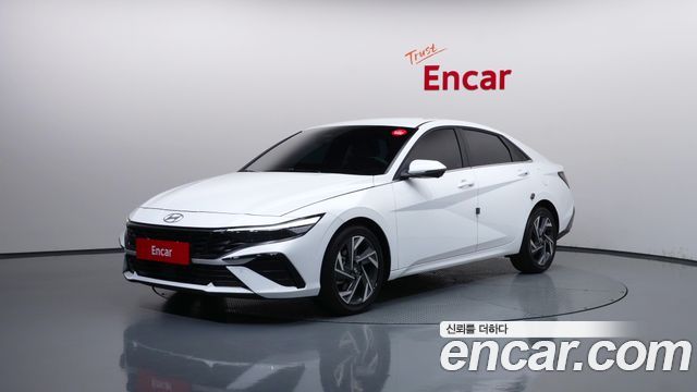 Hyundai AVANTE 2026 — photo 1