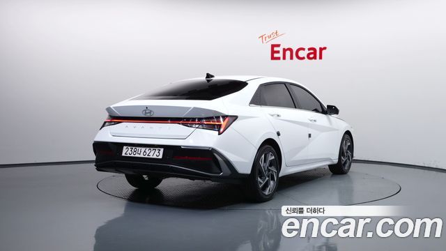 Hyundai AVANTE 2026 — photo 2