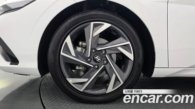 Hyundai AVANTE 2026 — photo 5
