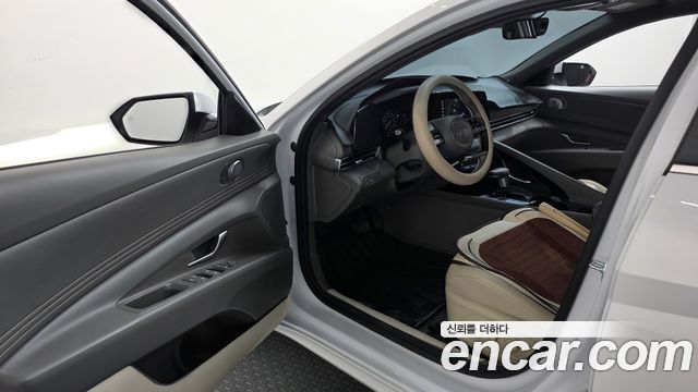 Hyundai AVANTE 2026 — photo 13
