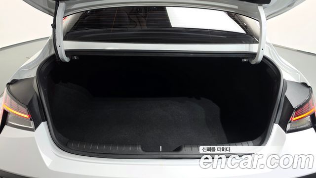 Hyundai AVANTE 2026 — photo 21