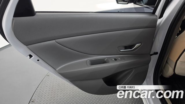 Hyundai AVANTE 2026 — photo 15