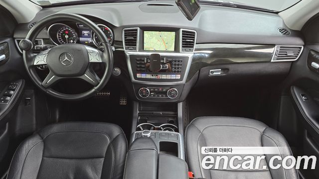 Mercedes-Benz M-class 2015 — photo 10