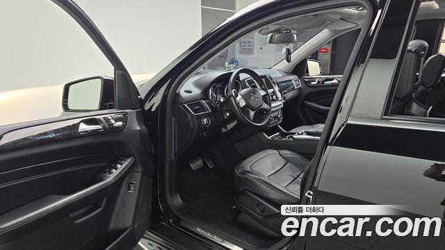 Mercedes-Benz M-class 2015 — photo 13