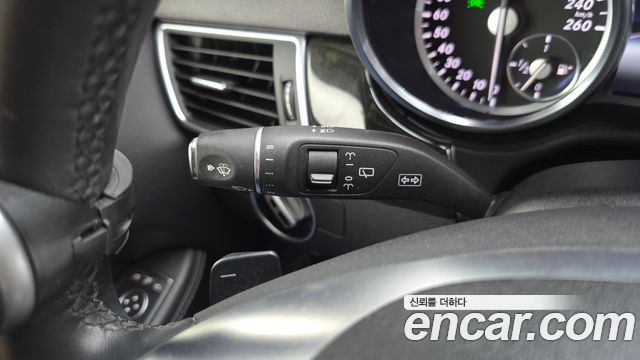 Mercedes-Benz M-class 2015 — photo 27