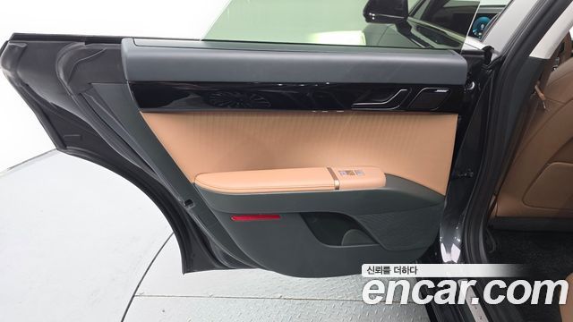 Hyundai Grandeur 2023 — photo 15